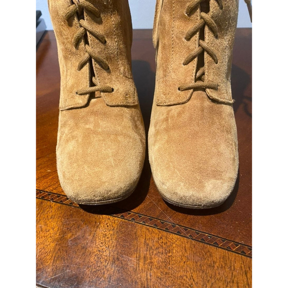 Vince -Halle Flare Heel Bootie Size 8 - Picture 7 of 12